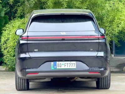 2025 Li Auto L6 Max Smart Renewal Edition, фото 4, лот 11181030