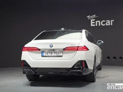 2026 BMW 5-Series 520i, фото 3, лот 10192642