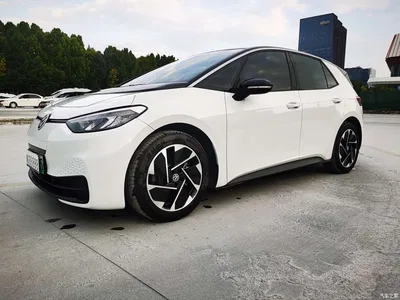 2024 Volkswagen ID.3 Outstanding Edition, фото 1, лот 11512478
