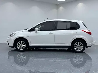 2015 Venucia R50 1.6L Automatic Fashion Edition, фото 3, лот 11180647