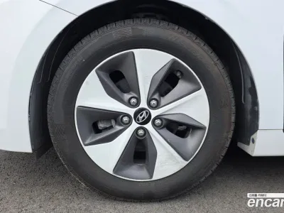 2017 Hyundai Ioniq Q, фото 4, лот 10101955