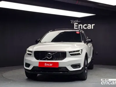 2021 Volvo XC40 B4 R-Design, фото 3, лот 10115369