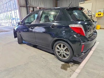 2014 TOYOTA YARIS 5-DOOR SE, фото 2, лот 10547200