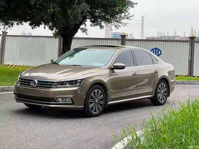 2017 Volkswagen Passat 330TSI DSG Luxury, фото 1, лот 10894009