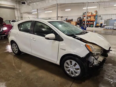 2012 TOYOTA PRIUS C THREE, фото 4, лот 10533481