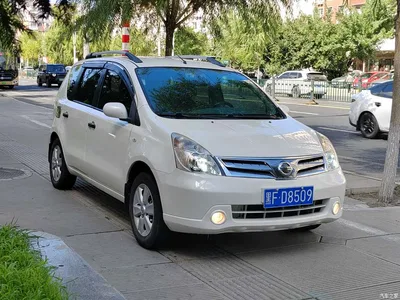 2013 Nissan Livina Sporty 1.6XV CVT Luxury, фото 1, лот 10341122