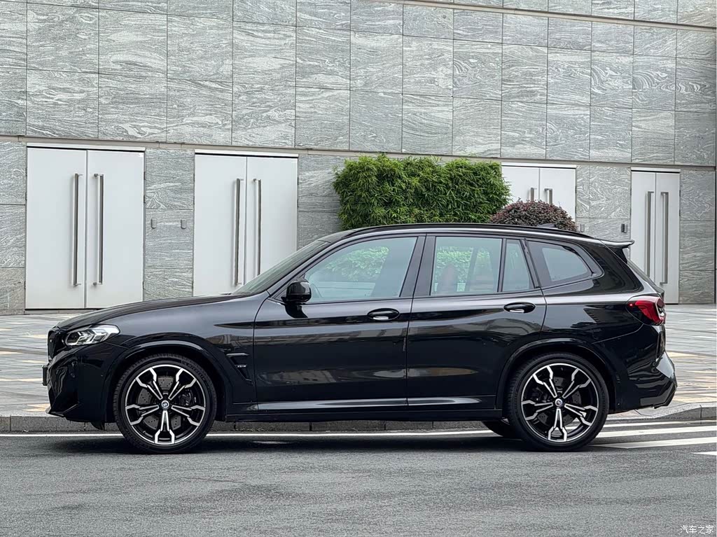 2022 BMW X3 M Competition, фото 3, лот 11011999