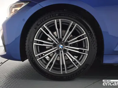 2020 BMW 3-Series 320d Touring M Sport, фото 4, лот 10221447