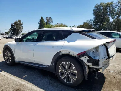 2024 KIA EV6 LIGHT, фото 2, лот 10785348