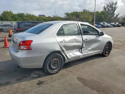 2010 TOYOTA YARIS BASE, фото 3, лот 10559257