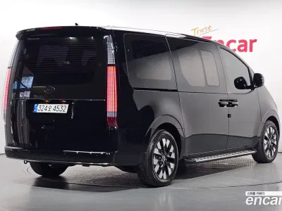 2025 Hyundai Staria HEV 1.6 Lounge 9-Seater, фото 1, лот 10566737