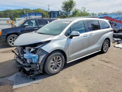 2021 TOYOTA SIENNA XLE, фото 1, лот 10579003