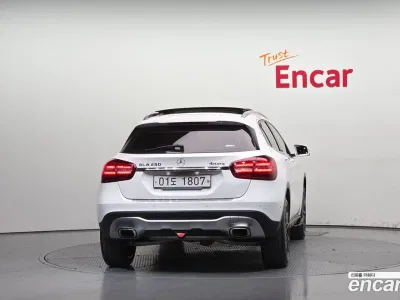 2018 Mercedes-Benz GLA-Class GLA250 4MATIC, фото 3, лот 10052750