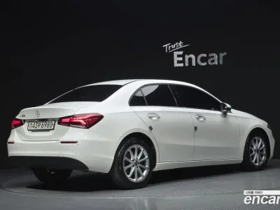 2020 Mercedes-Benz A-Class A220 Sedan, фото 1, лот 10039331