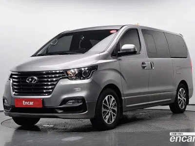 2019 Hyundai Starex Urban 9-Seater, фото 1, лот 10521556