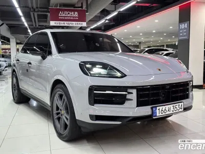 2024 Porsche Cayenne 3.0, фото 1, лот 10099350