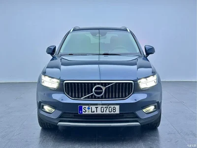 2021 Volvo XC40 T4 AWD Smart Sport Edition, фото 2, лот 10365951