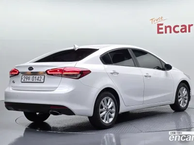 2017 Kia K3 Trendy, фото 2, лот 10036444