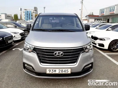 2019 Hyundai Starex Van 3-Seater, фото 1, лот 10190562