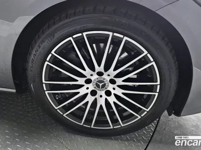 2024 Mercedes-Benz C-Class C300 4MATIC Avantgarde, фото 3, лот 10039830