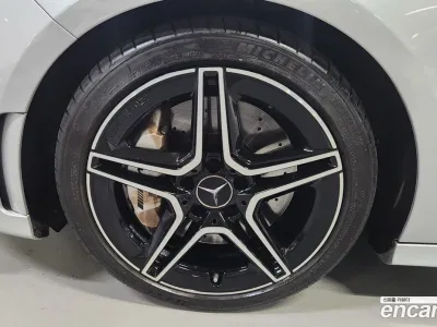 2021 Mercedes-Benz A-Class AMG A35 4MATIC Sedan, фото 4, лот 10040688