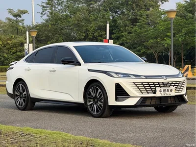 2025 Changan Eado Model Year Facelift 1.5T 500Bar Premium Edition, фото 3, лот 10508171