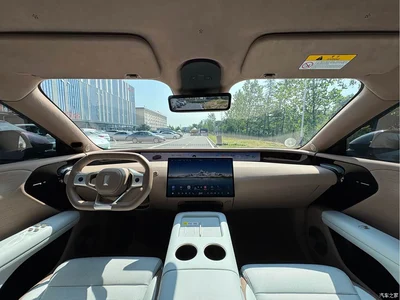 2026 Avatr 07 model Ultra EV AWD, фото 3, лот 10390991