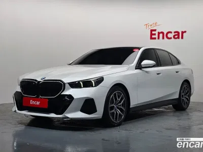 2026 BMW 5-Series 520i Special Edition, фото 1, лот 10161485