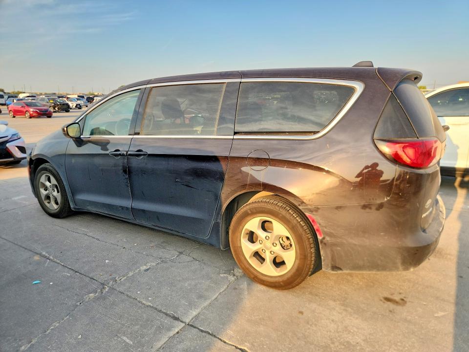2017 CHRYSLER PACIFICA LX, фото 2, лот 11185562