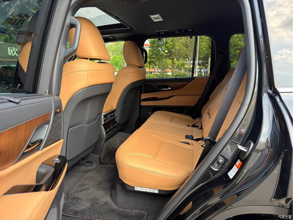 2025 Lexus LX 700h Boundary Edition, фото 4, лот 10827950