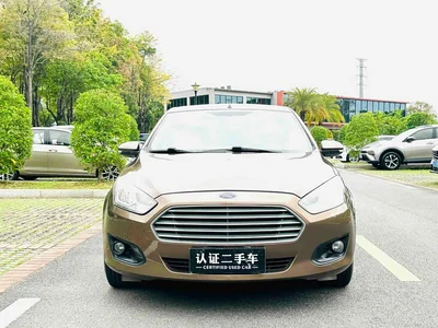 2015 Ford Escort 1.5L Automatic Comfort, фото 2, лот 10334336