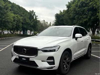 2022 Volvo XC60 B5 AWD R-Design, фото 1, лот 10365049