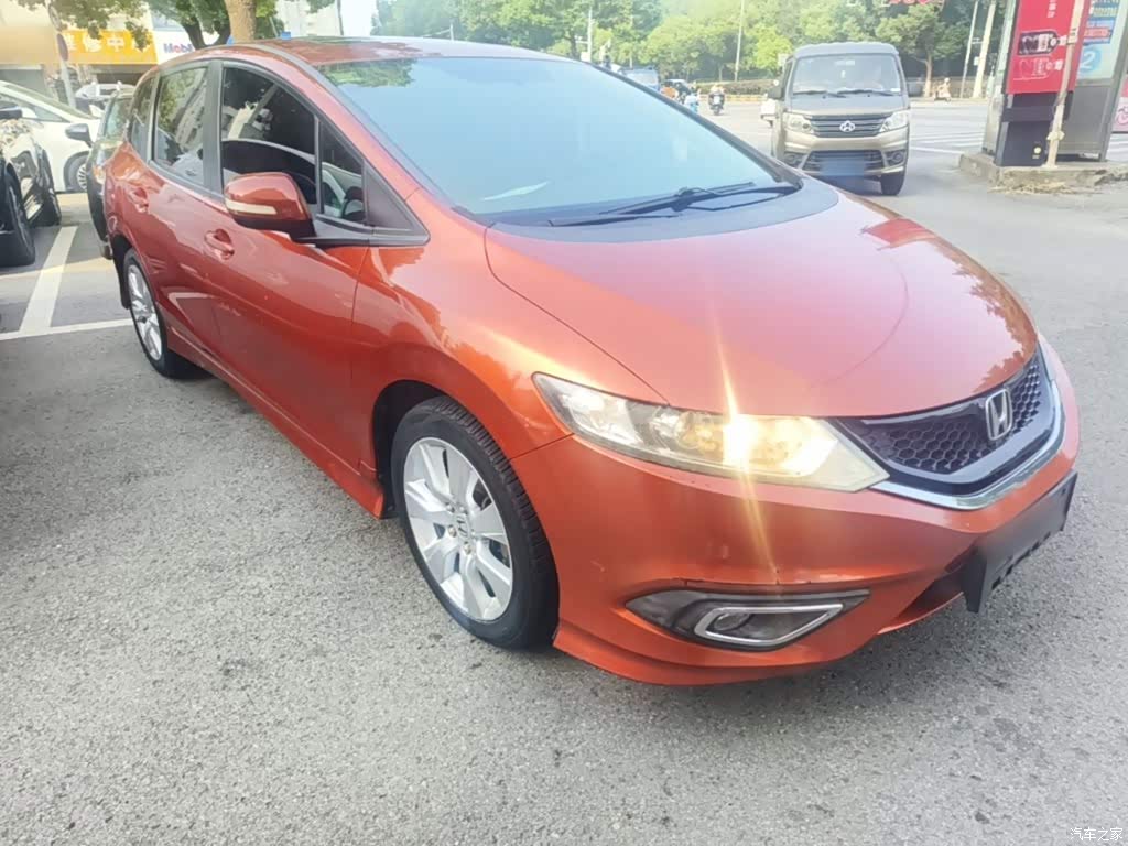 2016 Honda Jade 1.8L Automatic Comfort Elite Version 5-seater, фото 4, лот 11178815