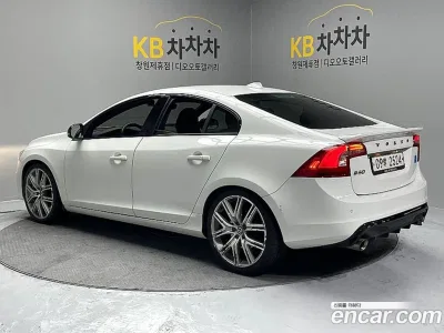 2017 Volvo S60 Polester, фото 2, лот 10121683