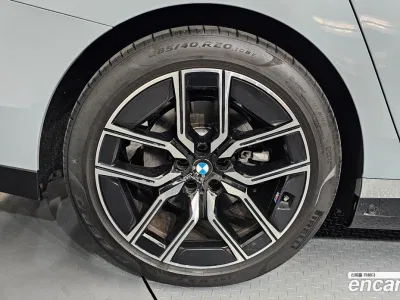 2024 BMW 7-Series 740i xDrive M Sport, фото 4, лот 10049508