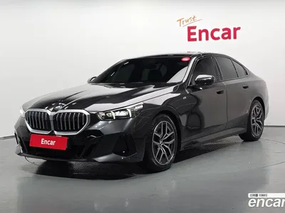 2024 BMW 5-Series 520i M Sport, фото 1, лот 10108805