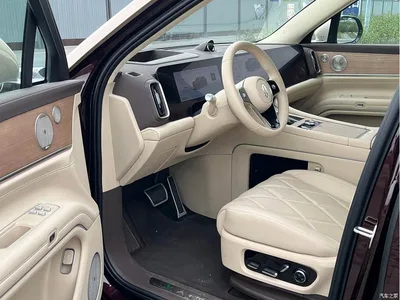 2025 AITO Wenjie AITO M9 Extended Range Ultra 52kWh 6-Seater, фото 4, лот 11179049