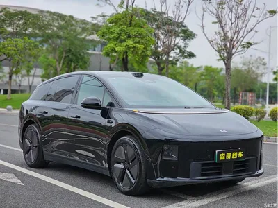 2025 Li Auto i6 2WD Base Model, фото 3, лот 10446611