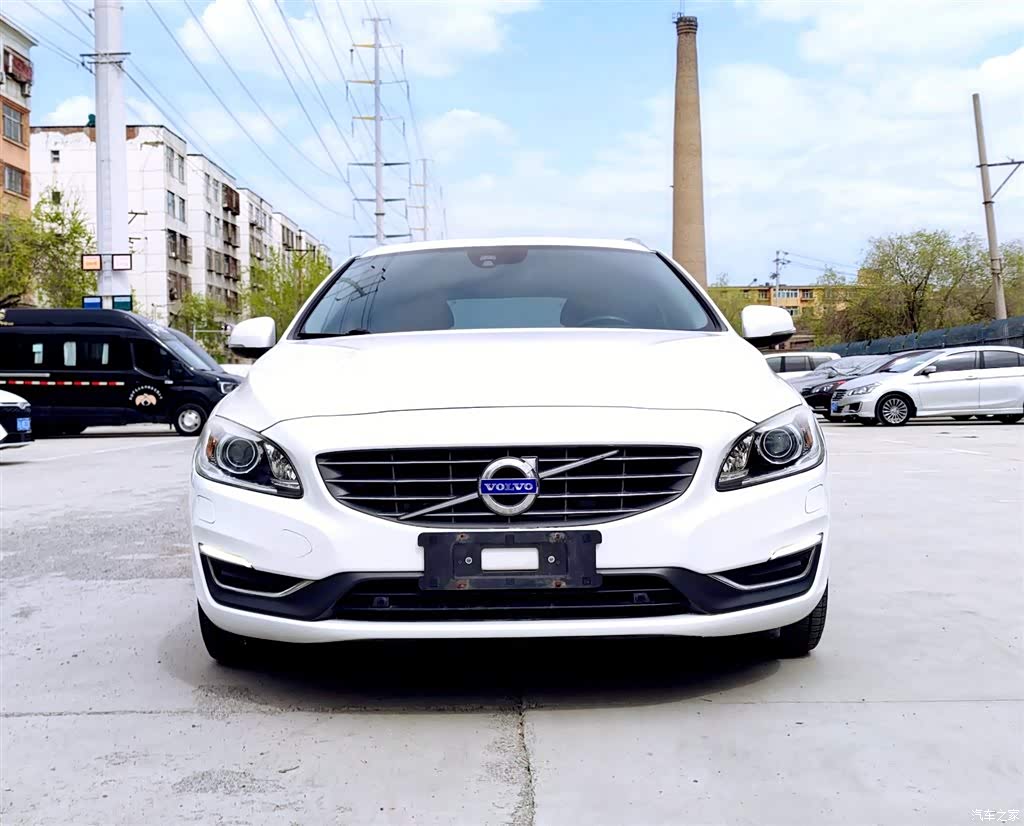 2015 Volvo V60 T5 Inscription, фото 2, лот 10361861