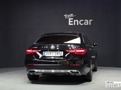 2025 Mercedes-Benz C-Class C200 Avantgarde, фото 4, лот 10522954
