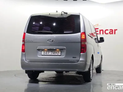 2017 Hyundai Starex 3-Seater LPi VAN, фото 4, лот 10386734
