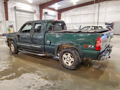 2004 CHEVROLET SILVERADO K1500, фото 2, лот 10978221