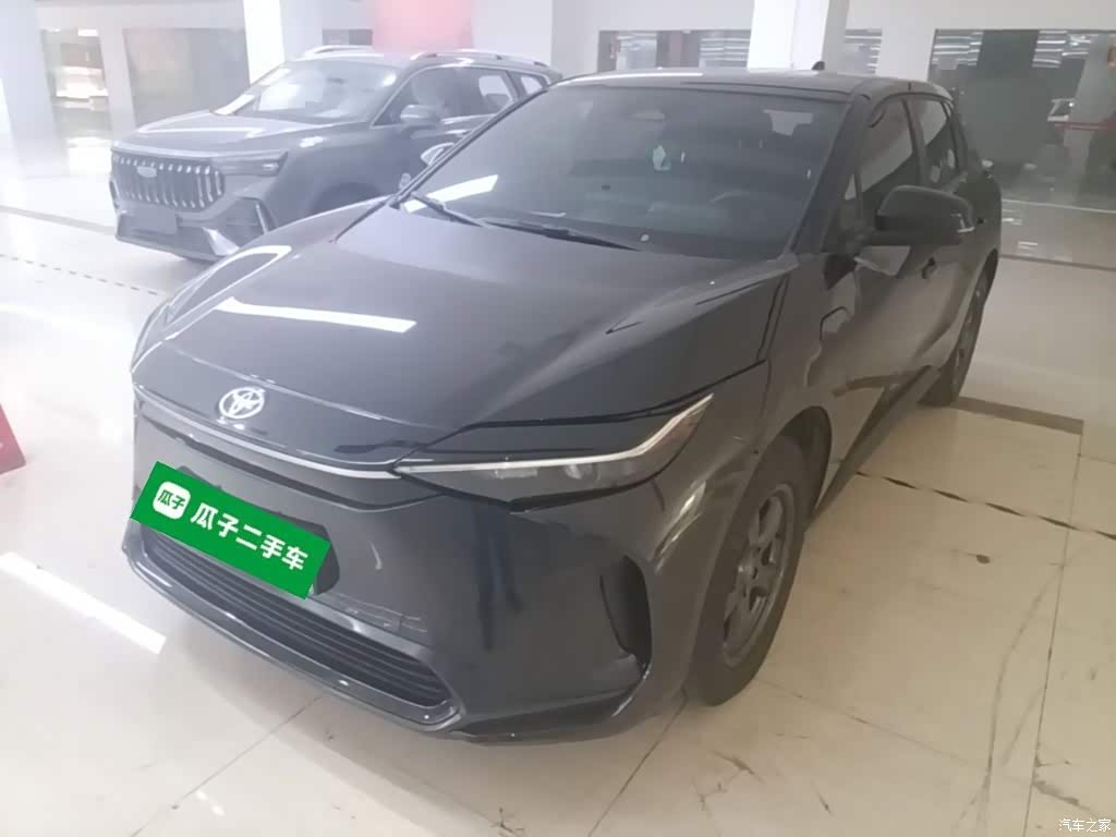 2022 Toyota FAW Toyota bZ4X 2WD Elite JOY Edition, фото 2, лот 11188915