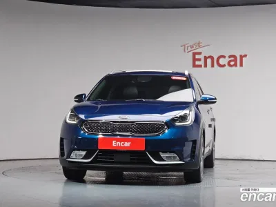 2018 Kia Niro Noblesse, фото 2, лот 10183799