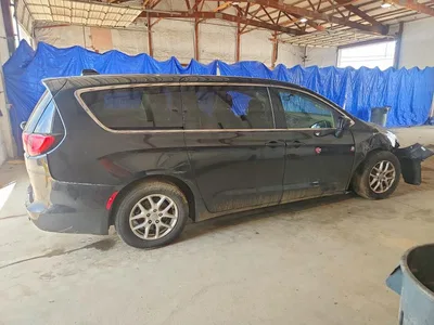 2020 CHRYSLER VOYAGER LX, фото 3, лот 10869406