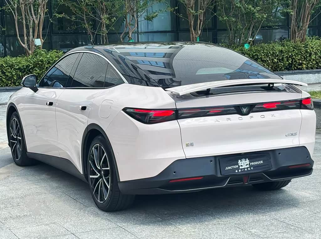 2024 ARCFOX Alpha S5 560MAX 185kW, фото 4, лот 11216099