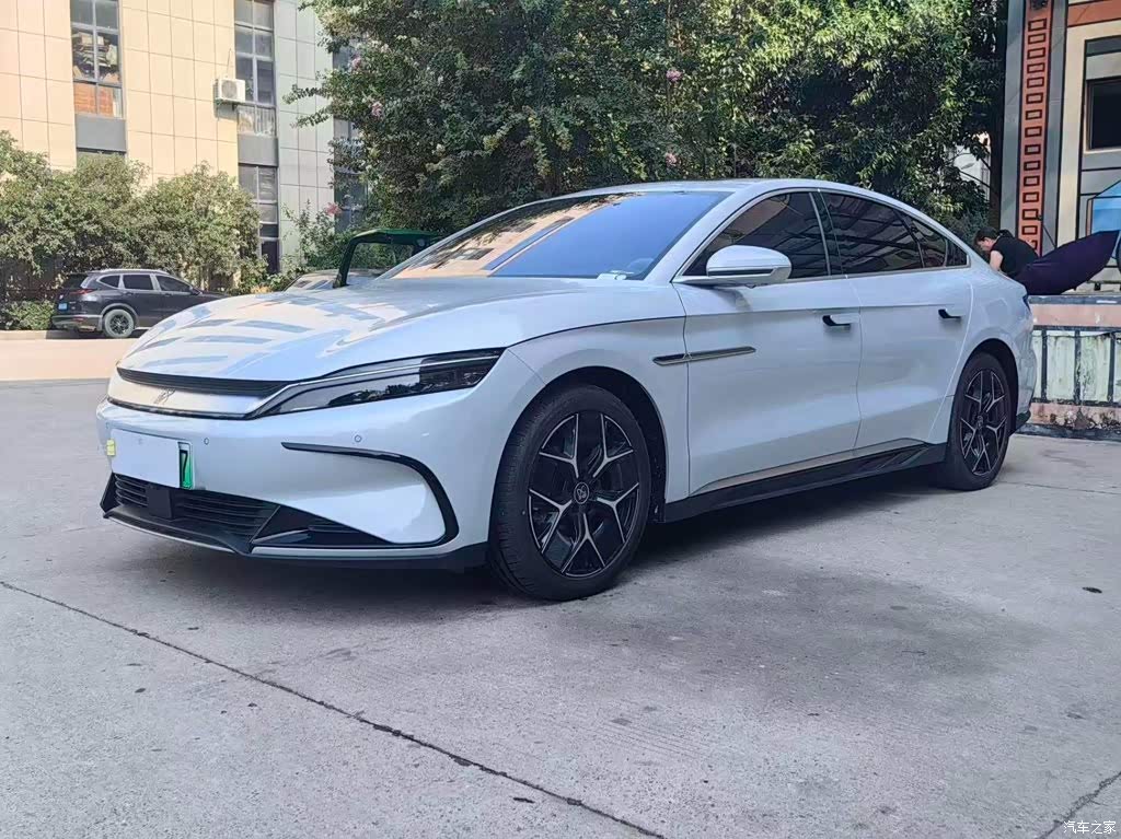 2024 BYD Han EV Glory Edition 605KM FWD Premium, фото 1, лот 11204416