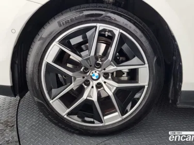 2024 BMW 5-Series 520i, фото 4, лот 10062560