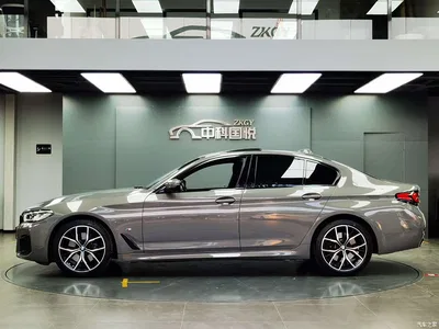 2022 BMW 5 Series (Import) 530i M Sport Package, фото 2, лот 10625409