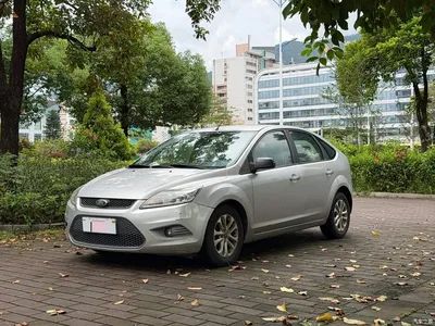 2013 Ford Focus Hatchback Classic 1.8L Manual Base, фото 1, лот 10300547